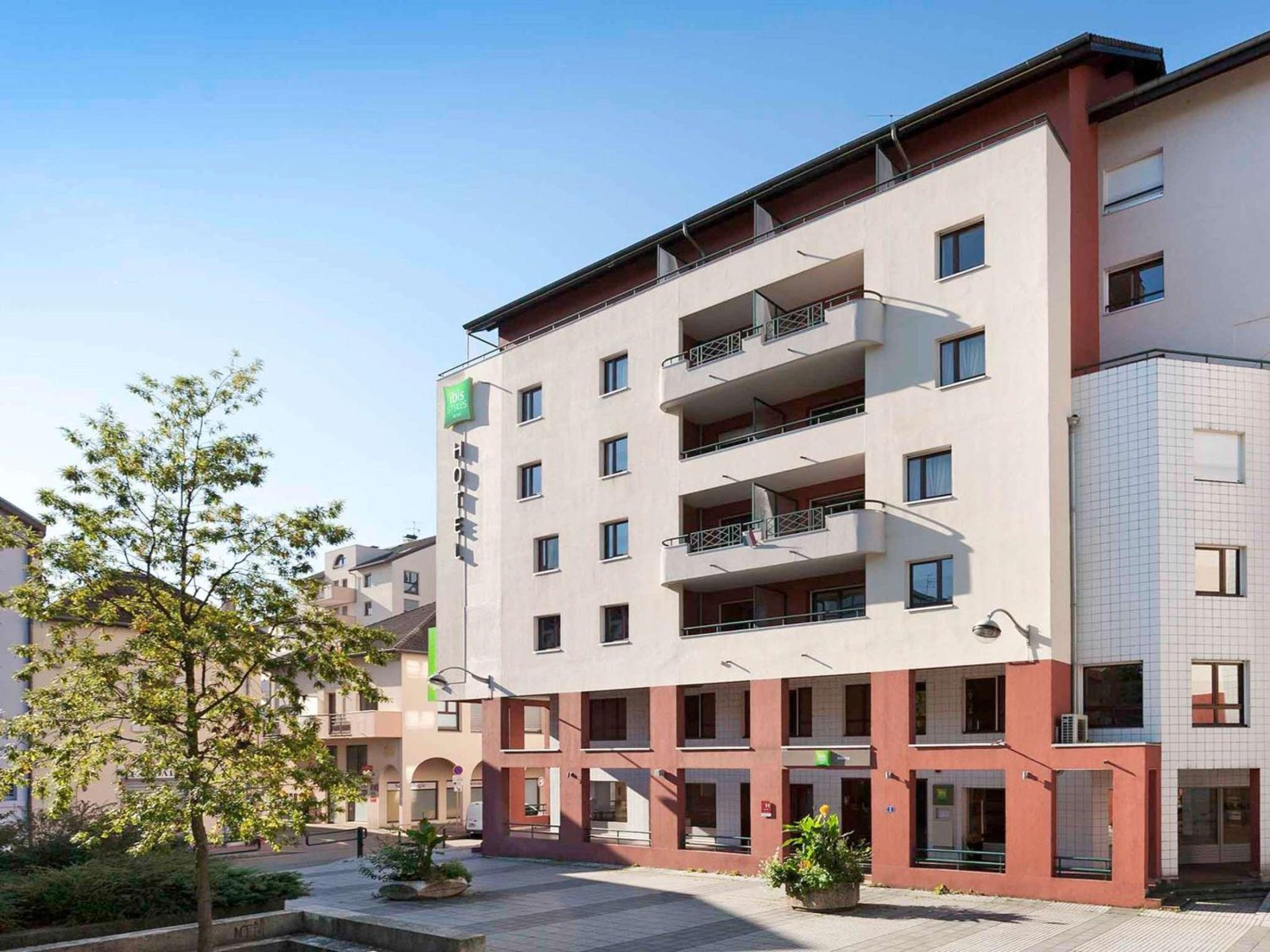 ibis Styles Annecy Centre Gare — photo 2