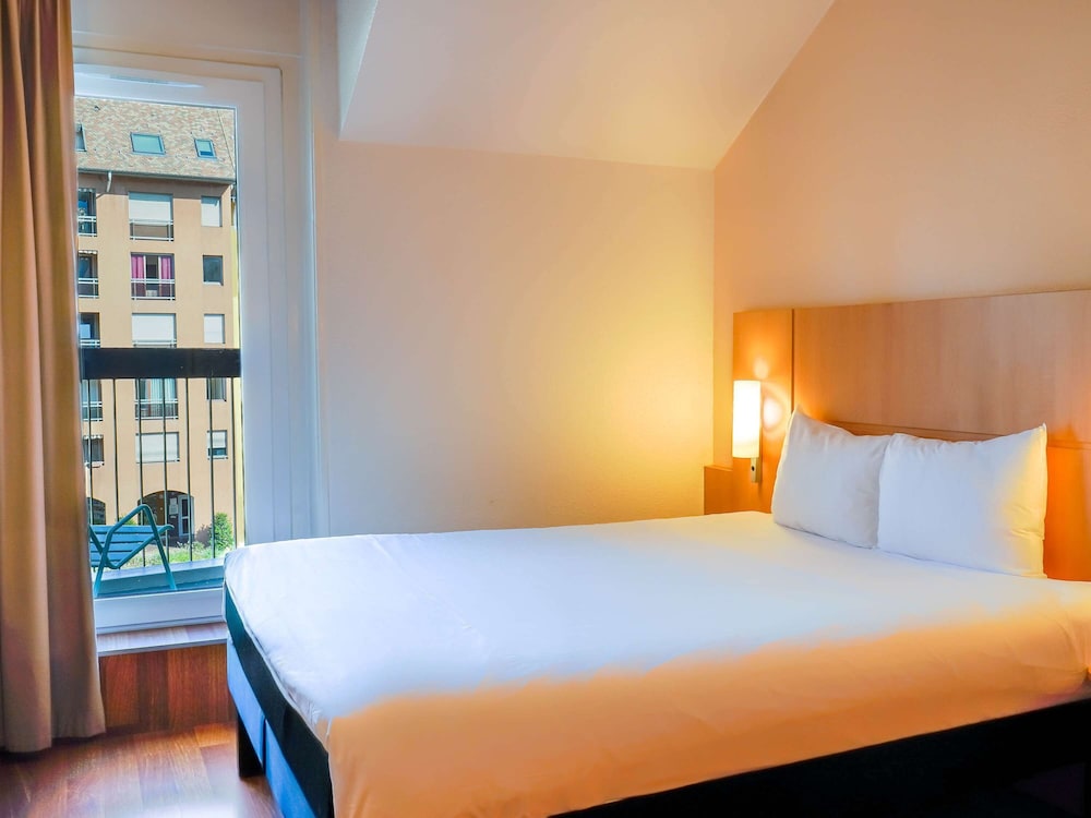 Hôtel ibis Annecy Centre Vieille Ville — photo 7